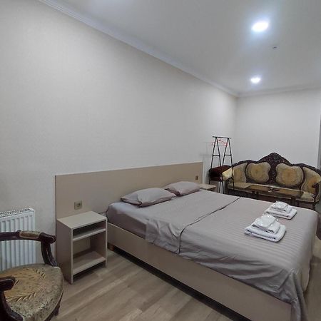 Hotel Venus Tbilisi Bagian luar foto
