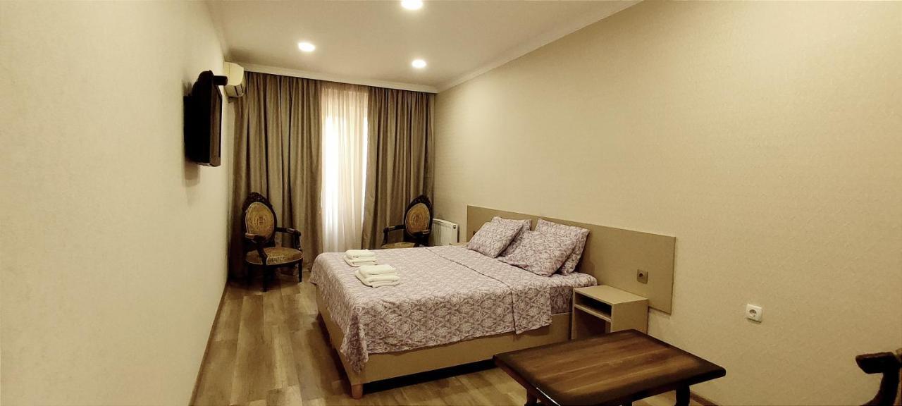 Hotel Venus Tbilisi Bagian luar foto