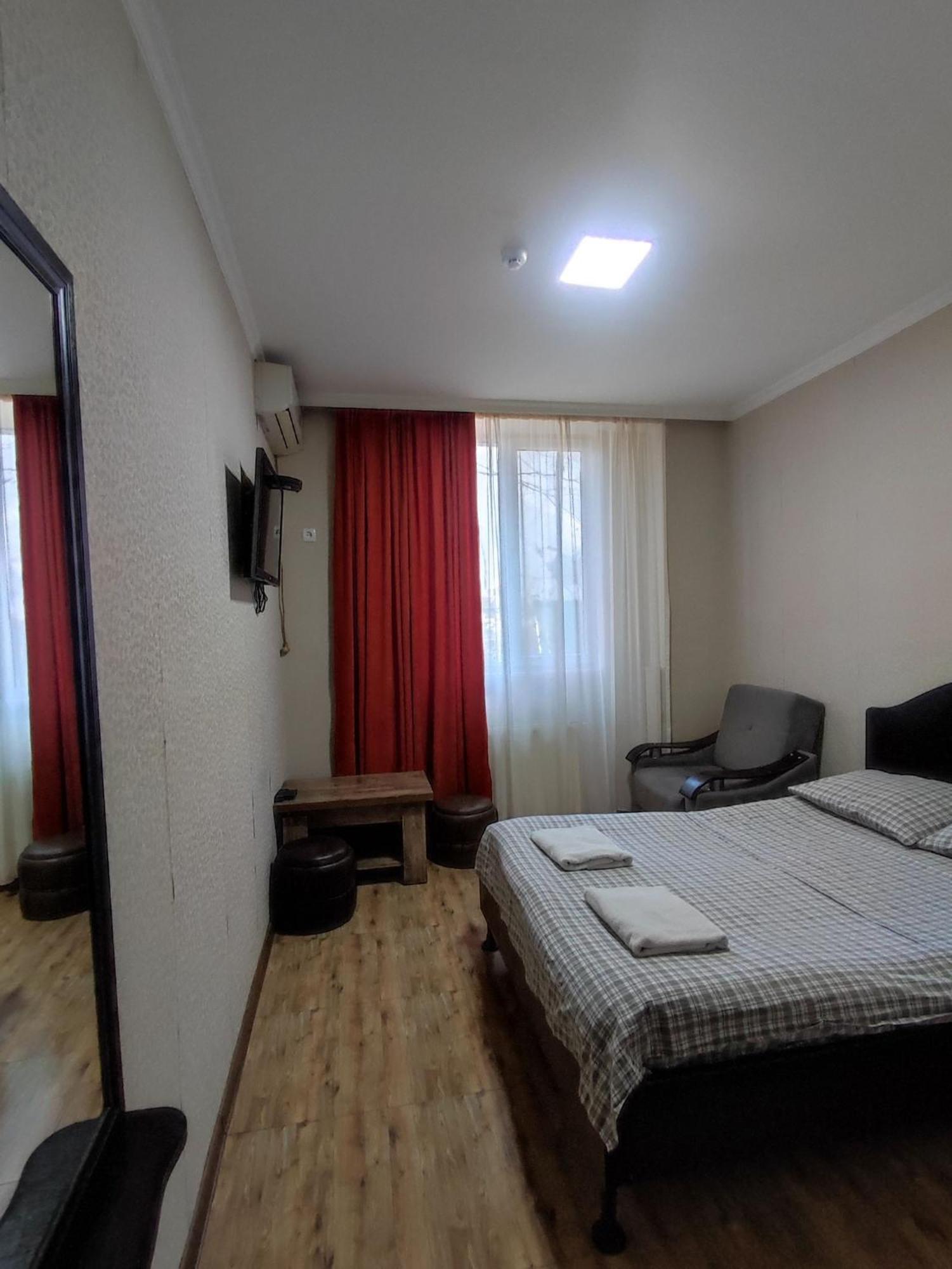 Hotel Venus Tbilisi Bagian luar foto
