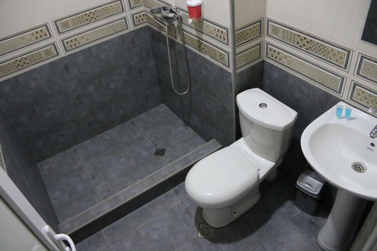 Hotel Venus Tbilisi Bagian luar foto